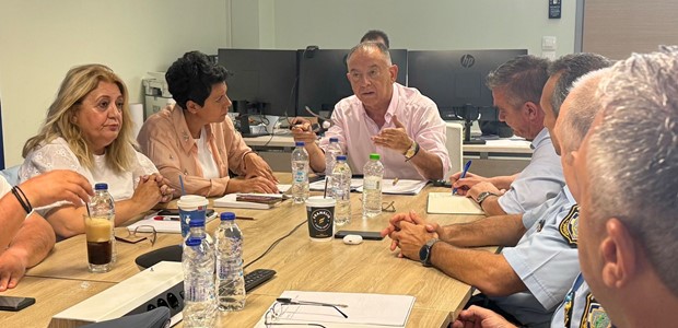 Έκτακτη σύσκεψη με Κέλλα στη Λάρισα